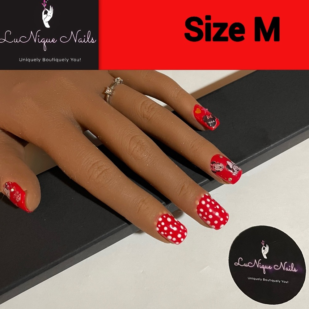 Minnie Mouse Press On Nails-Size M